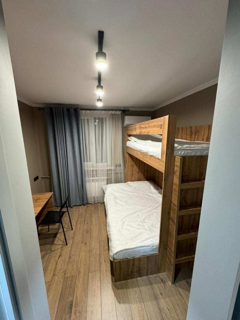 Cozy Hostel Bishkek Bagian luar foto