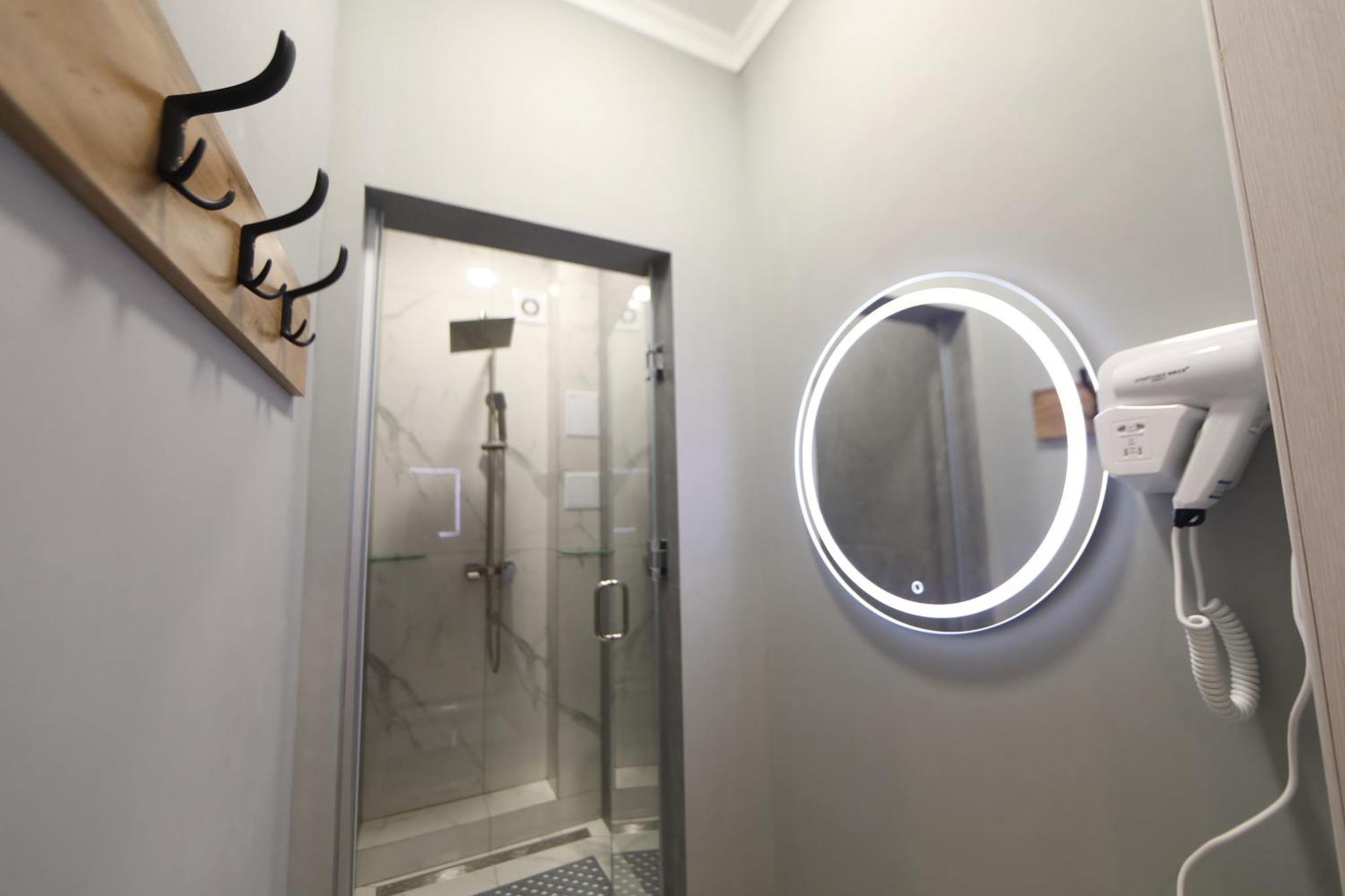 Cozy Hostel Bishkek Bagian luar foto