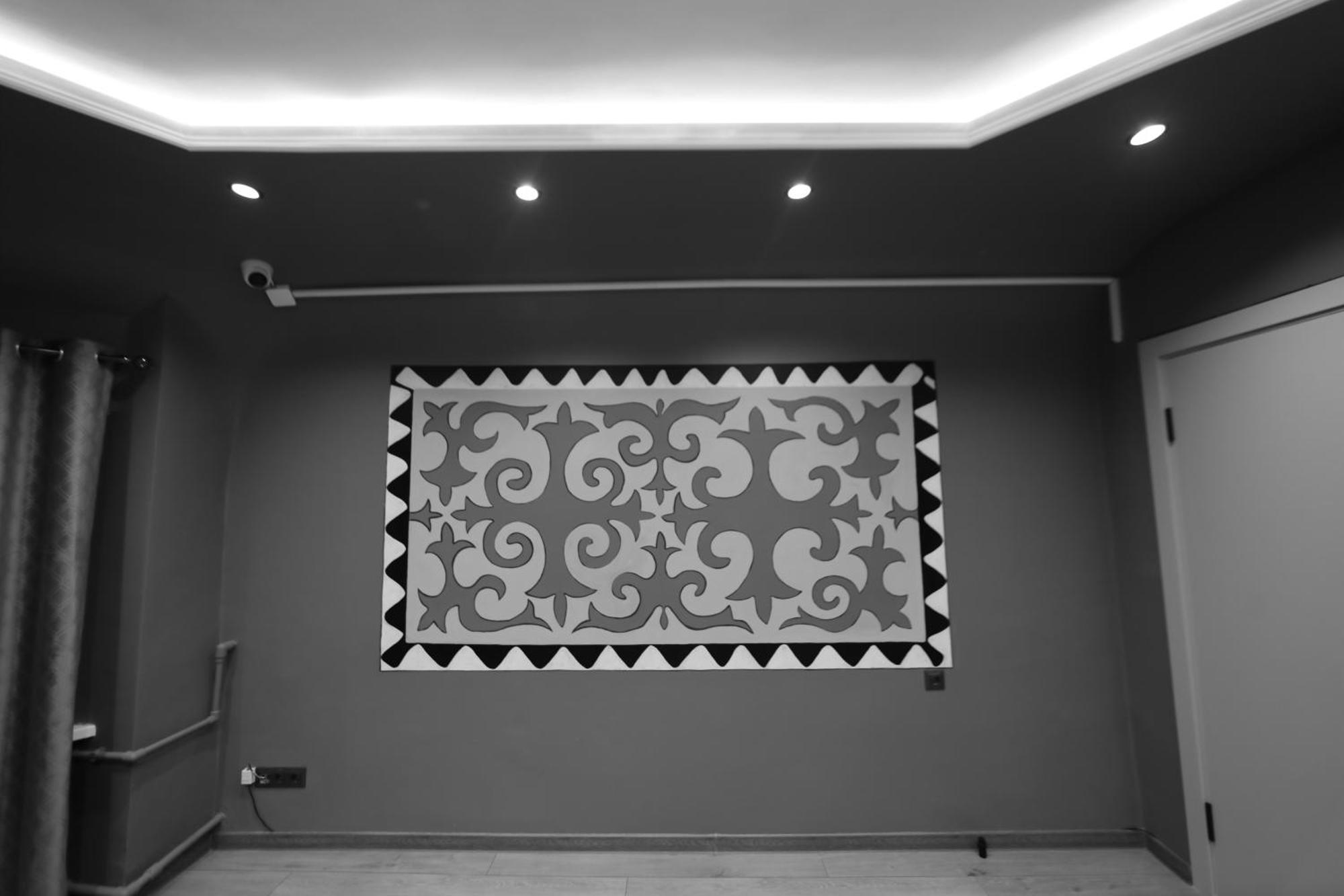 Cozy Hostel Bishkek Bagian luar foto